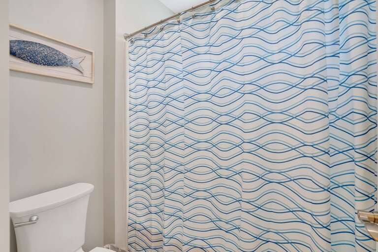Shower/Tub