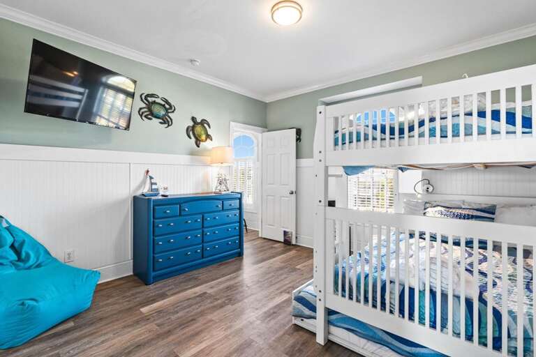 Jewels Del Mar 38 CAM 1-9-26