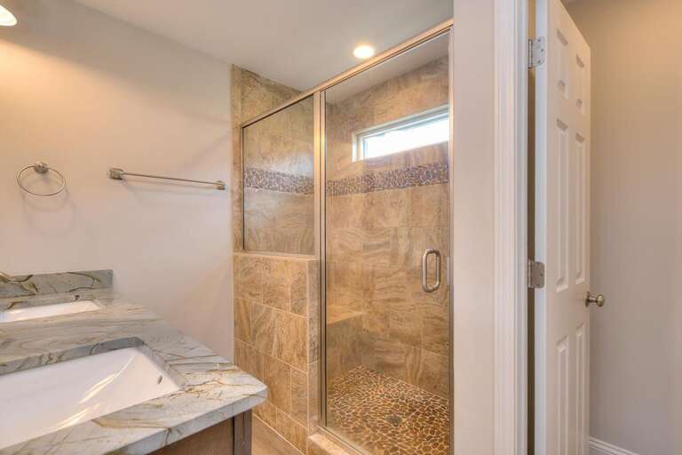 2nd Floor Master Bathroom