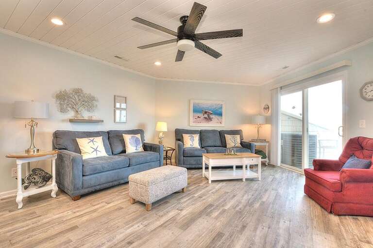 Living Room 
GW 6.2022 LR