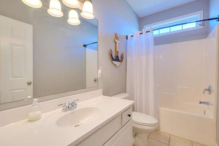 Bathroom 
GW 3.2023