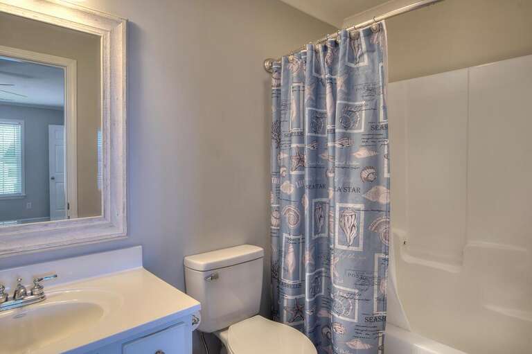 Bathroom 
GW 3.2023