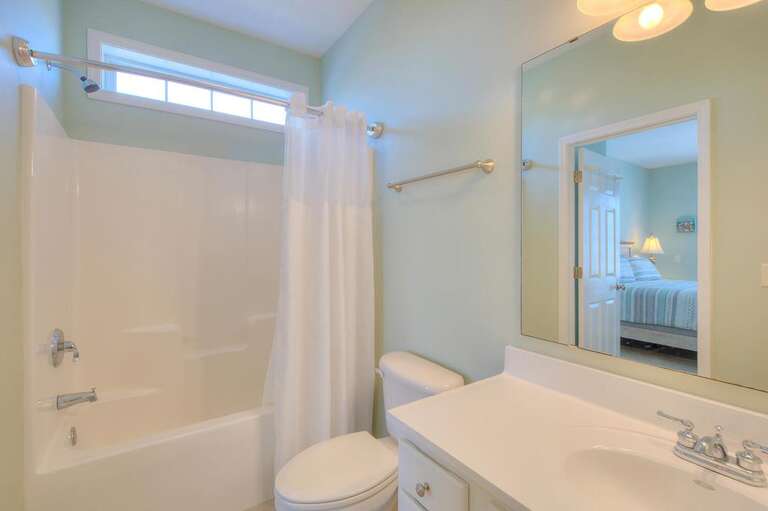 Bathroom 
GW 3.2023
