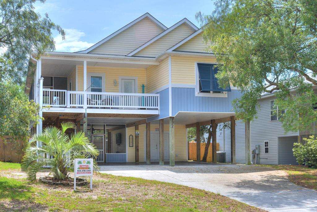 Calypso Too Oak Island, NC 3 Bedroom House for 9 Guests