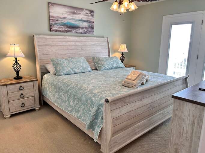 Bedroom 
JR