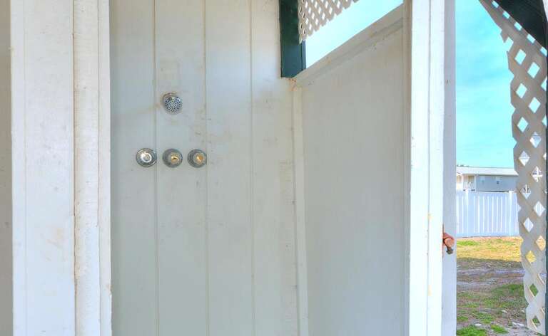 Outdoor Shower
GW 2.2023