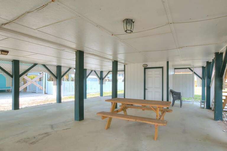 Picnic Table
GW 2.2023