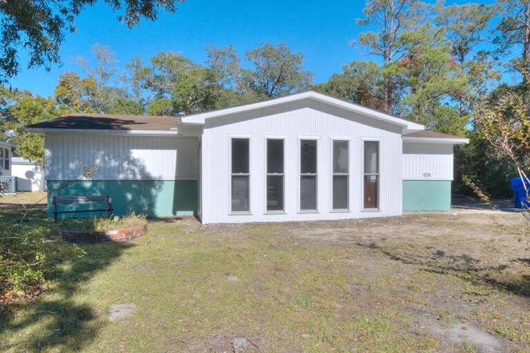 Don't Look Back In Anchor Affordable 3 Bedroom Pet Friendly Vacation