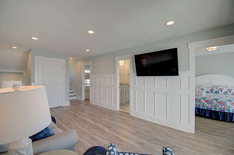 2nd Living Area