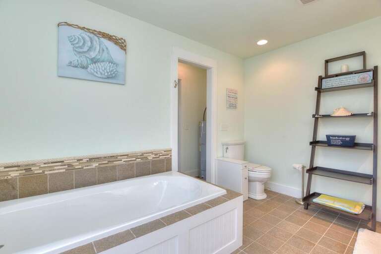 Ranger's Rendezvous 30 Master Bathroom