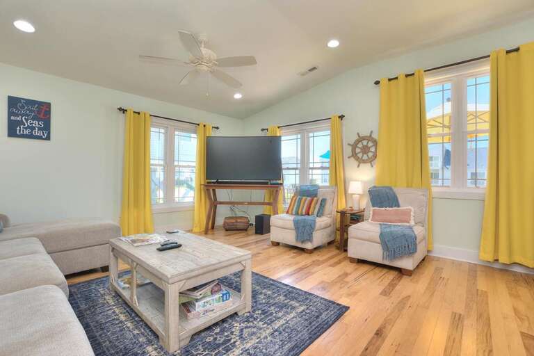 Ranger's Rendezvous 9 Living Room