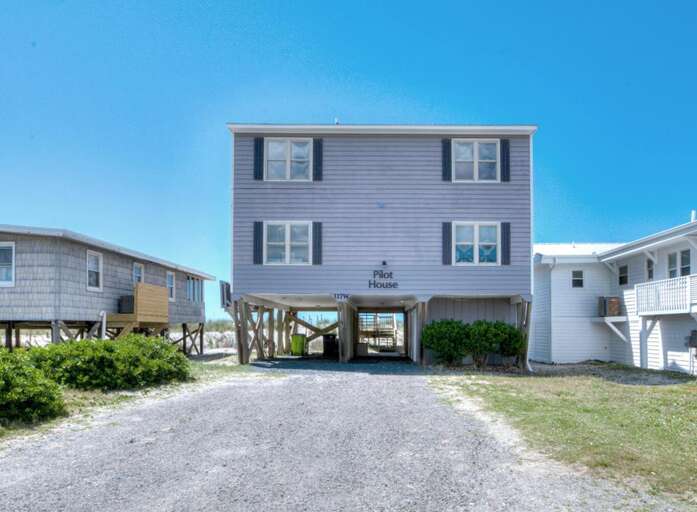 Pilot House 8601 E Oak Island-large-001-054-DSC 6140 1 2 Enhancer-1363x1000-72dpi