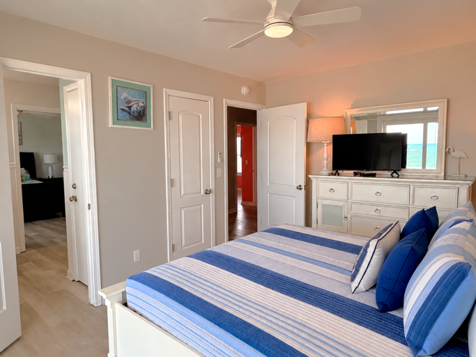 Queen Bedroom
7.18.26 - JR