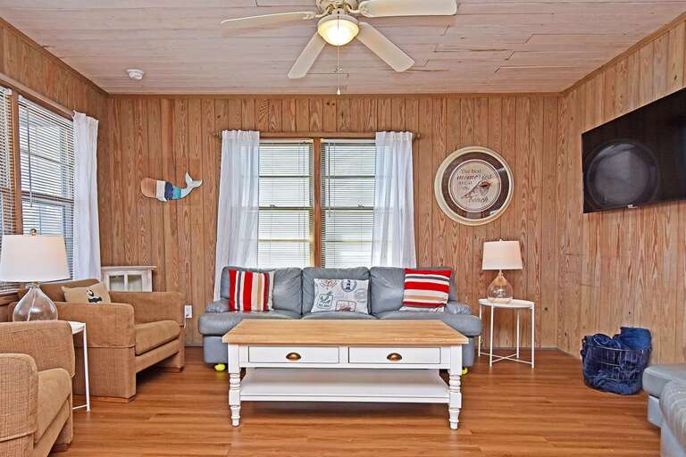 Chelsea House 5 O Living Room