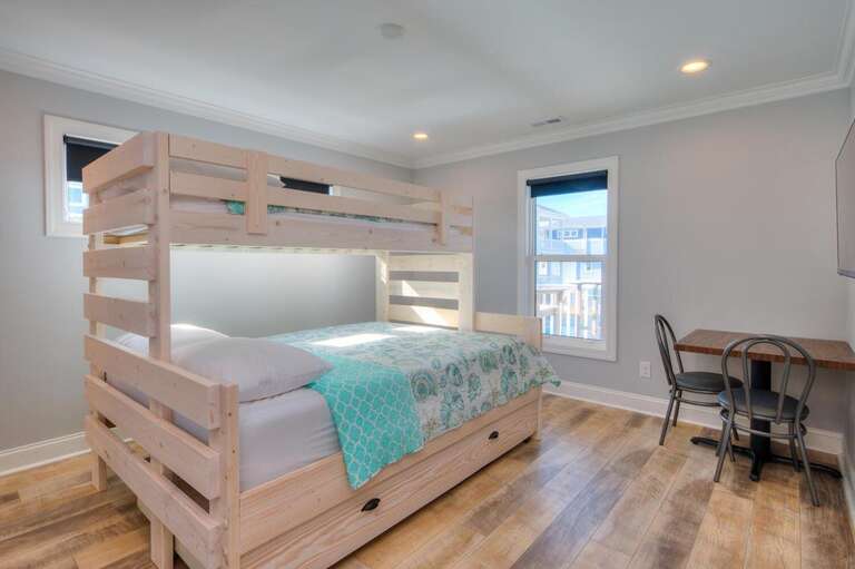 Bedroom 
GW 1.2023