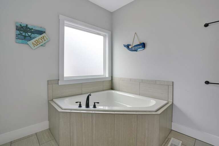 Rushin' to the Beach 28