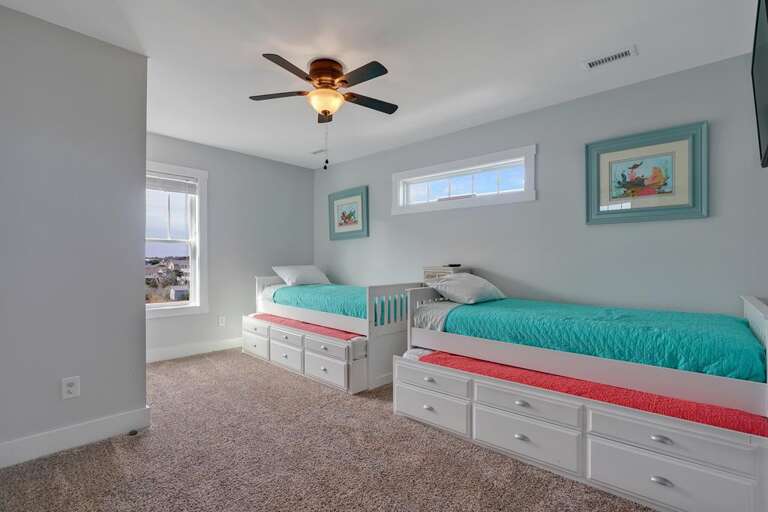 Rushin' to the Beach 47