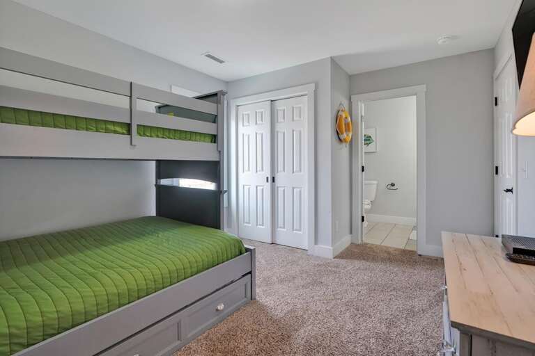 Rushin' to the Beach 44