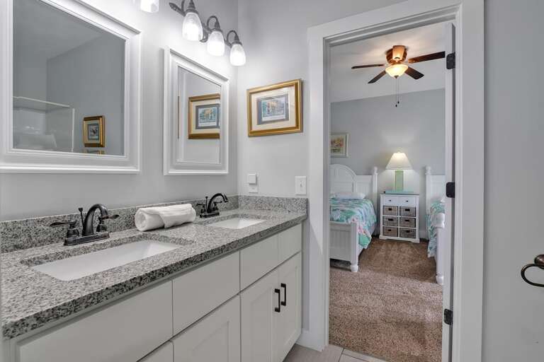 Rushin' to the Beach 32