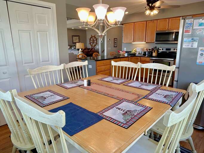 Dining Room
12.25 JR