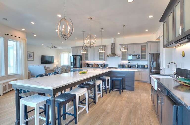 3rd Floor Luxury Kitchen and Island