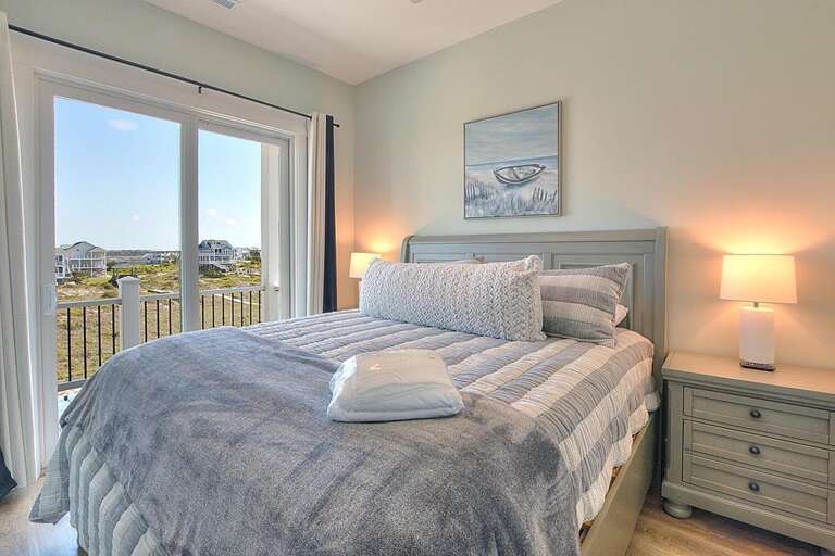 3rd Floor Guest Bedroom with Private Bath