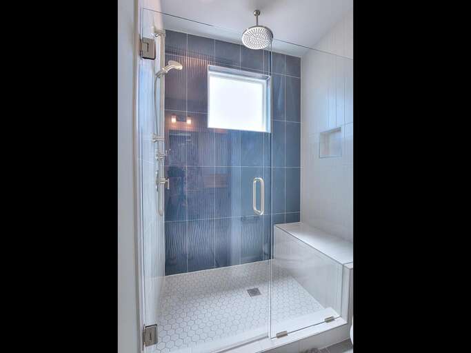 2nd Floor Master Bathroom