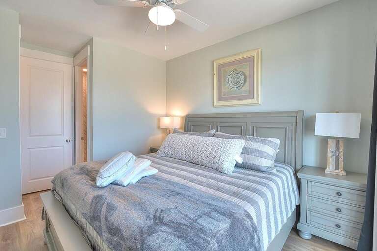 2nd Floor Guest Bedroom w/ Private Bath