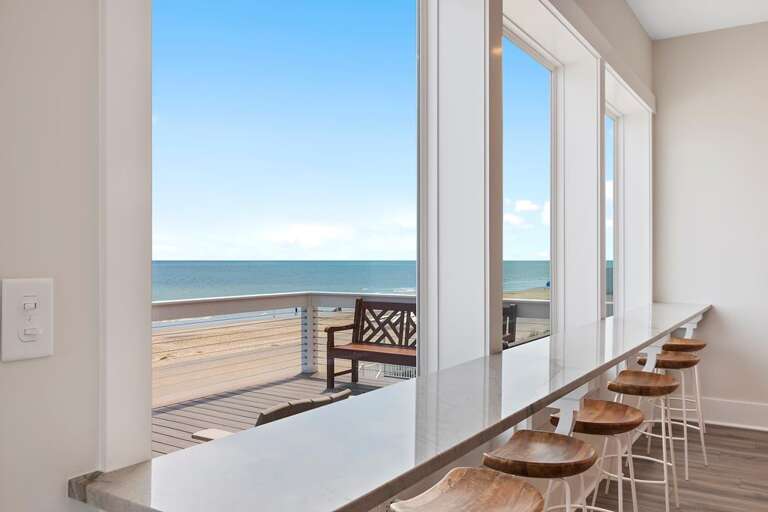 Ocean VIew Breakfast Eating Bar