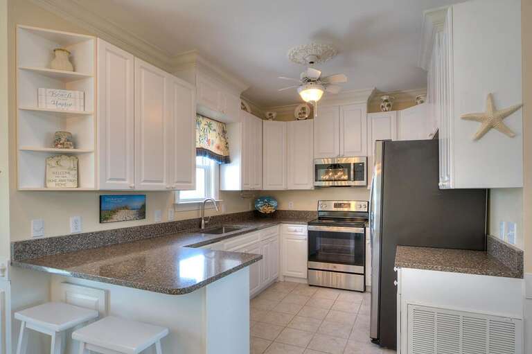 ZZZs by the Beach 17 GW 5.16.23