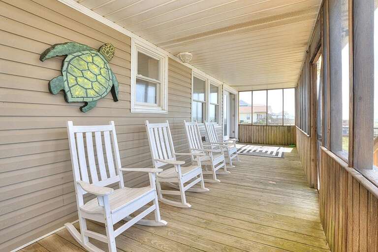 A Painted Palm Tree 5 GW 6.2022 