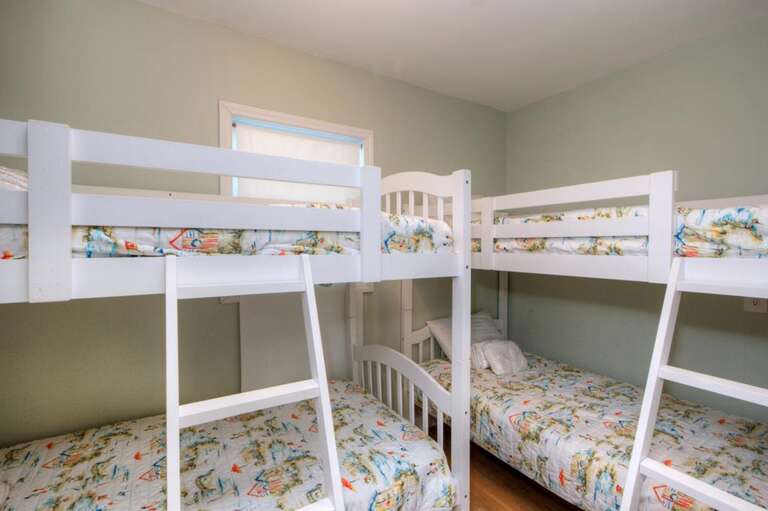 Barefootin Bs.47.GW.5-3-25