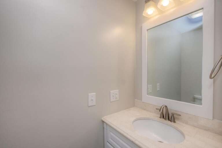 Bathroom 
GW.5-3-25
