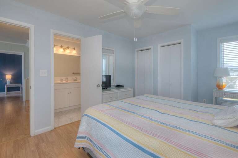 Bedroom 
GW.5-3-25