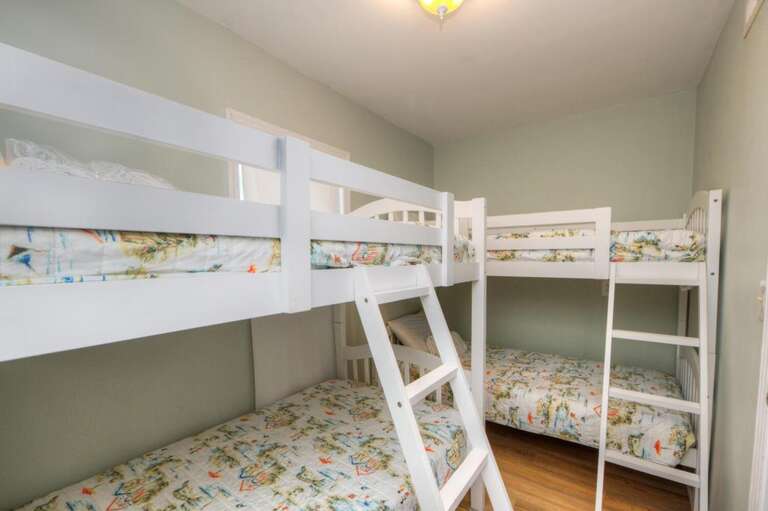 Bedroom 
GW.5-3-25