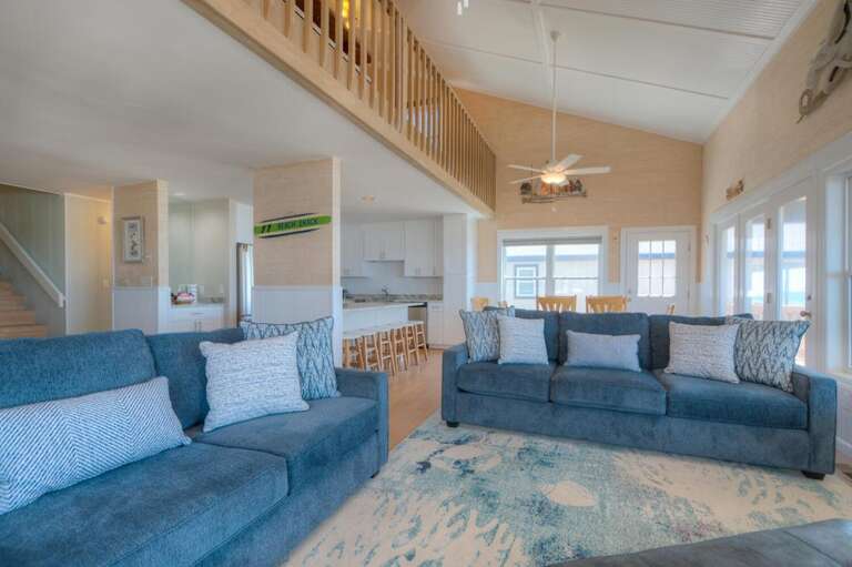 Living Room 
GW.5-3-25