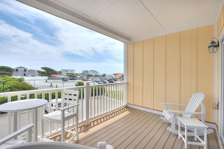 Balcony
GW 6.2022