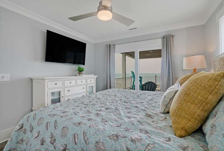 King Bedroom
CG 4.2023