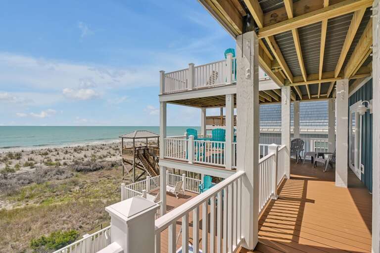 Ocean Views
CG 4.2023