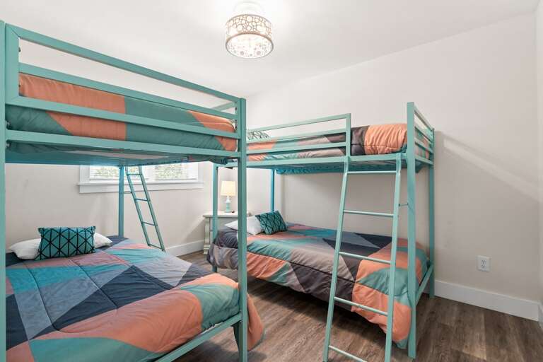 2 Twin Bunk Beds
CAM 7-29-25