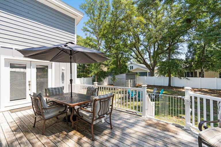 Deck table and chairs
CAM 7-29-25