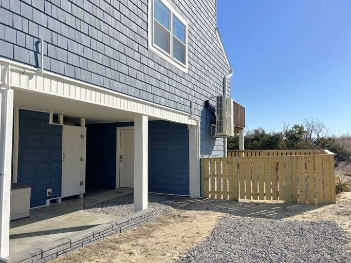 Fenced Yard