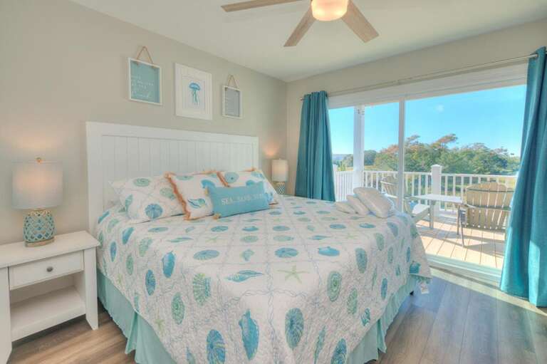Bedroom 
GW 11.2022
