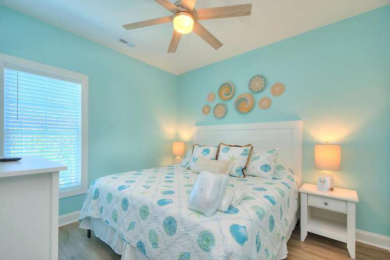 Bedroom 
GW 11.2022