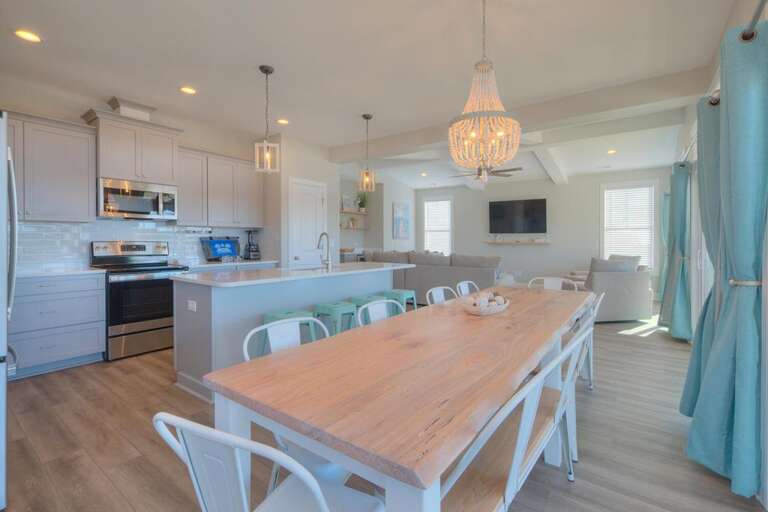 Dining Room
GW 11.2022