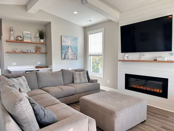 Living Room 
2024 JR