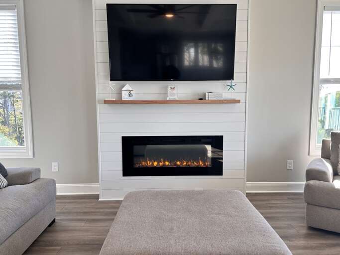 Living Room 
2024 JR