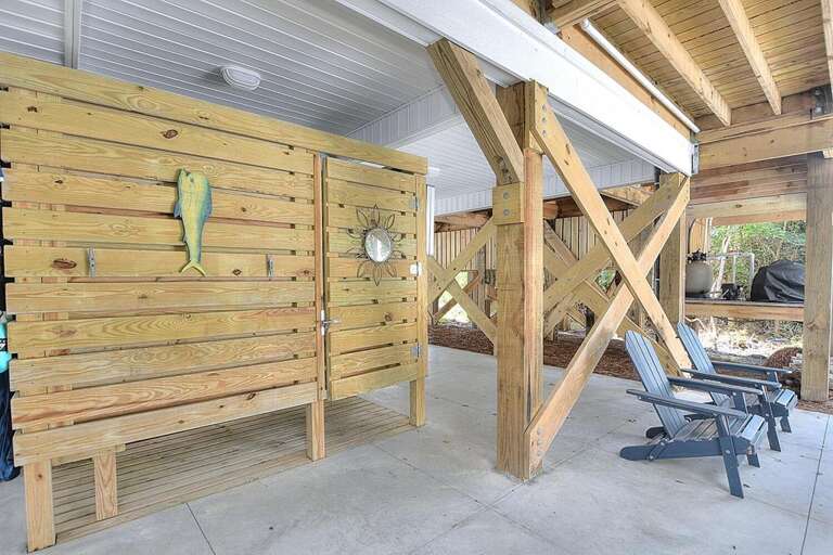 Outdoor shower