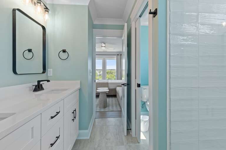 Jack N Jill Vanity and Toilet 
CS 6-28-25
