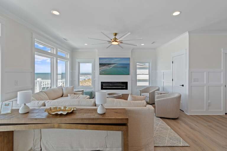 Living Room with TV and Fire Place
CS 6-28-25
